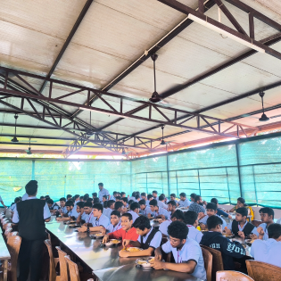 Creative Trisha PU College