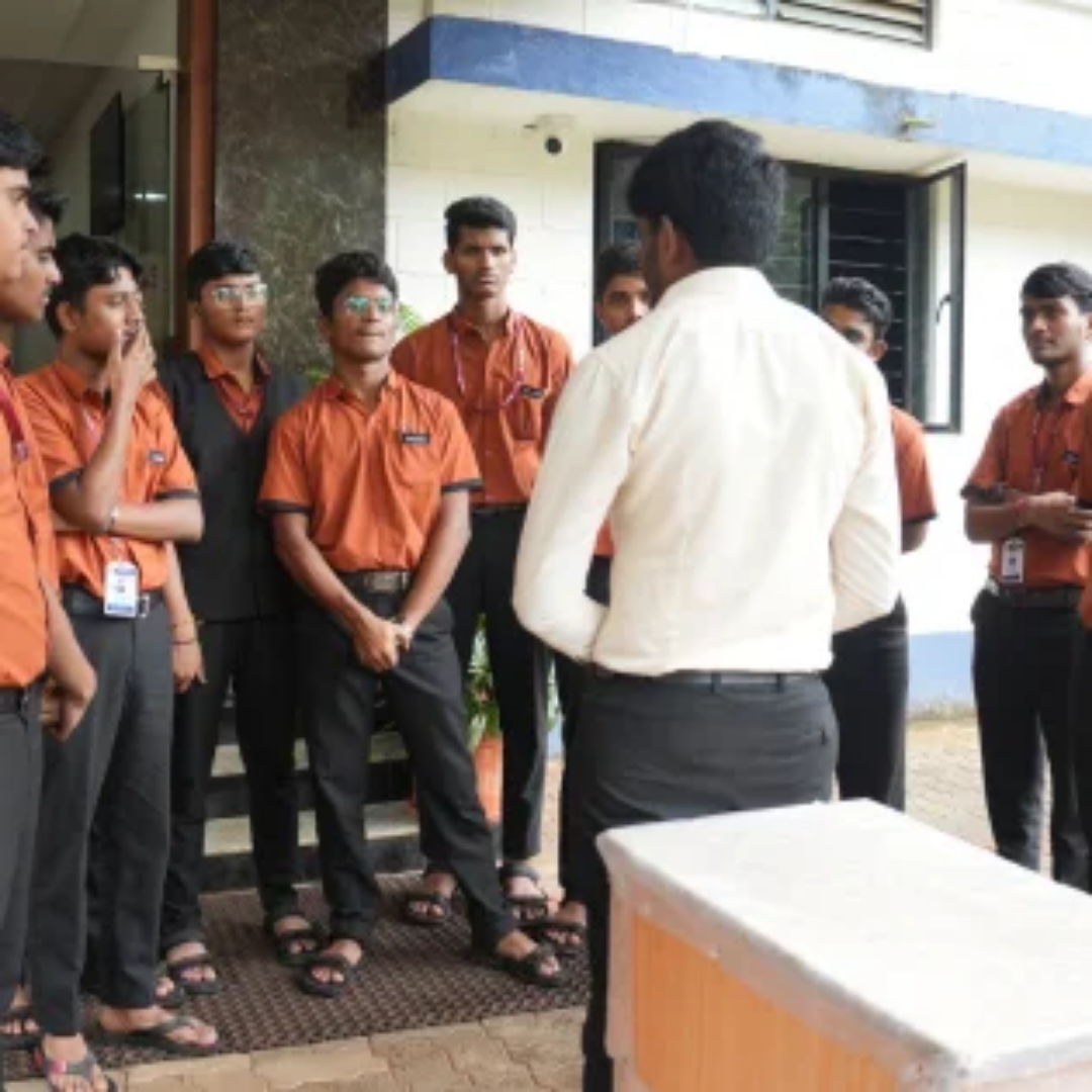 Creative Trisha PU College