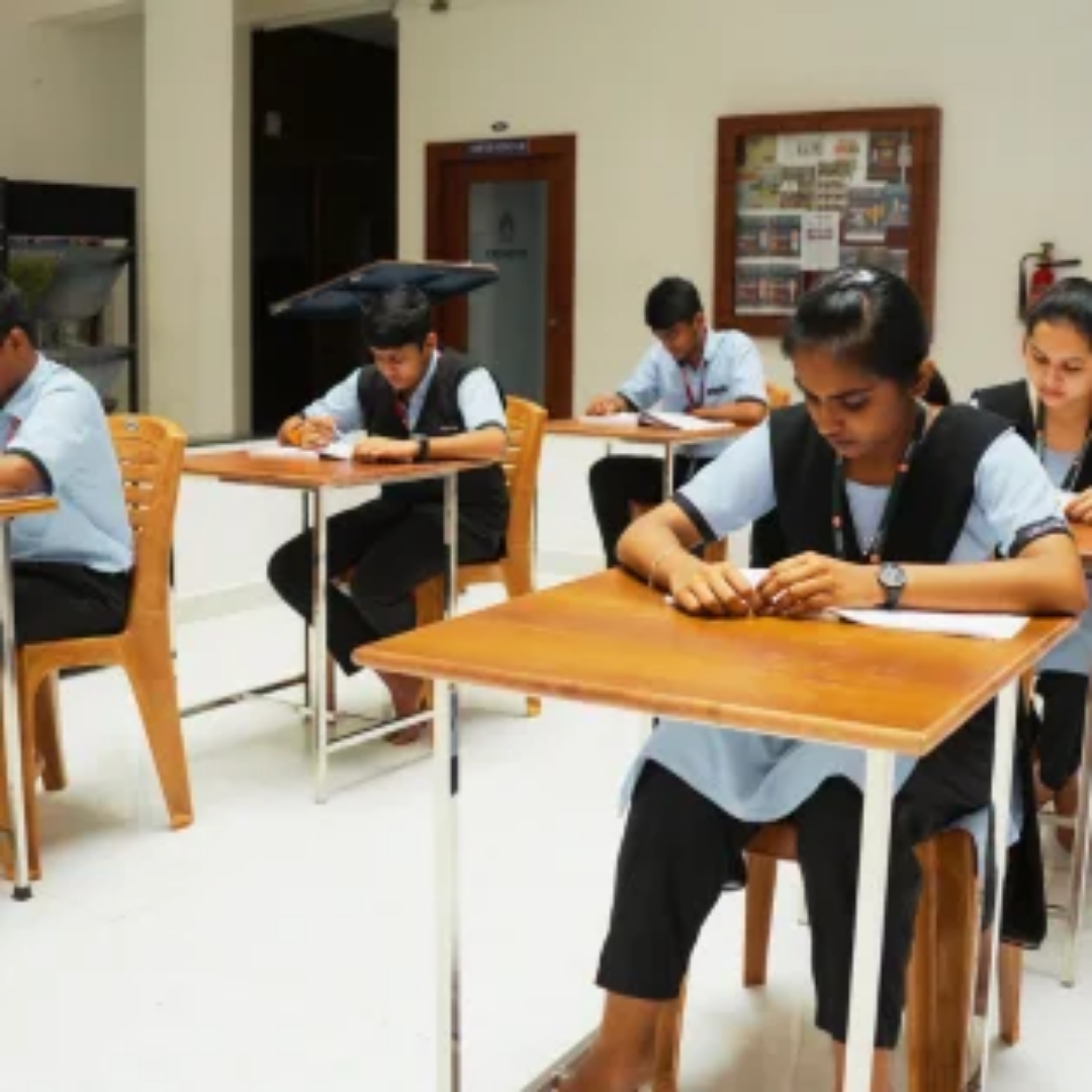 Creative Trisha PU College