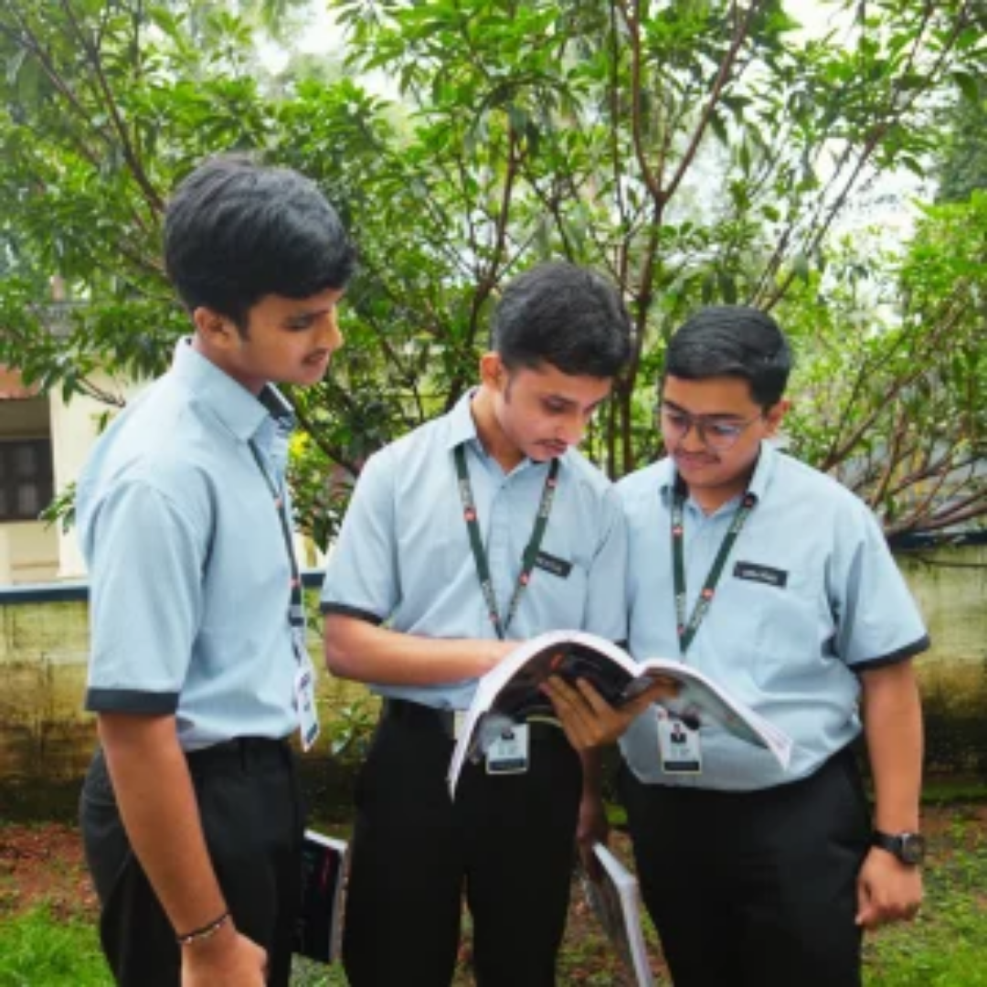 Creative Trisha PU College