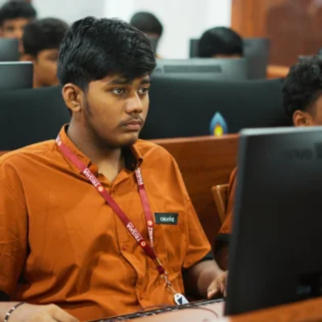 Creative Trisha PU College