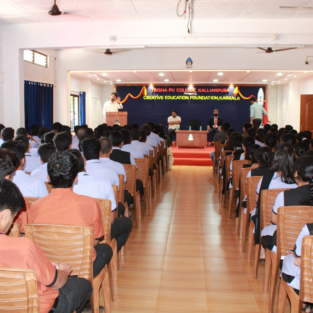 Creative Trisha PU College