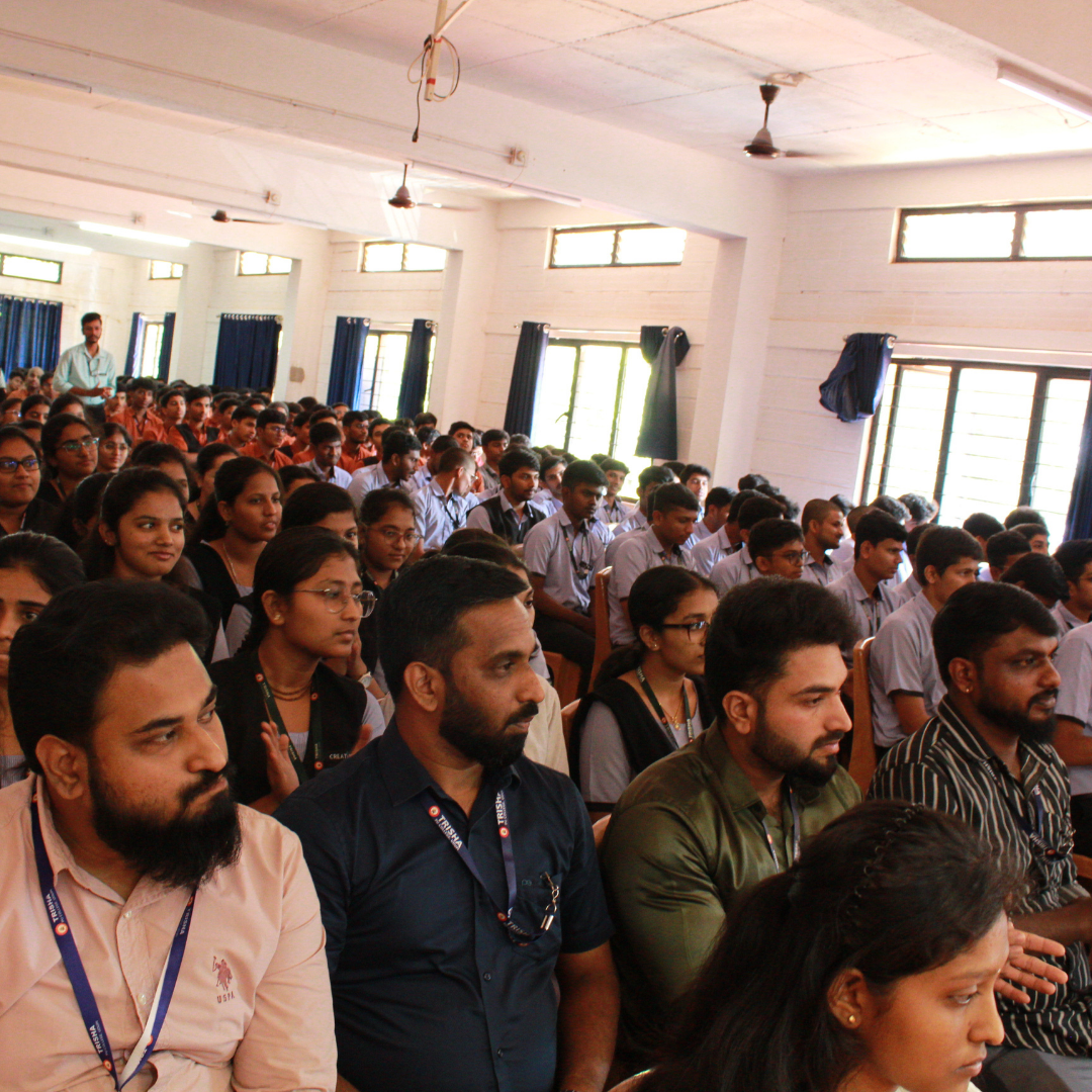 Creative Trisha PU College