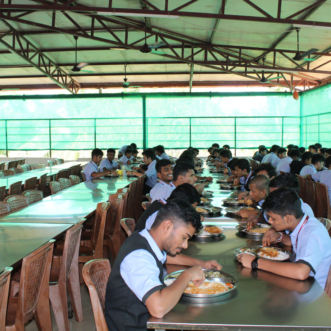 Creative Trisha PU College