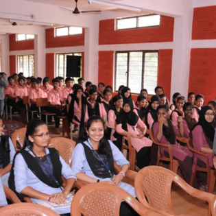 Creative Trisha PU College