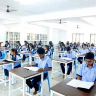 Creative Trisha PU College