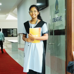 Creative Trisha PU College