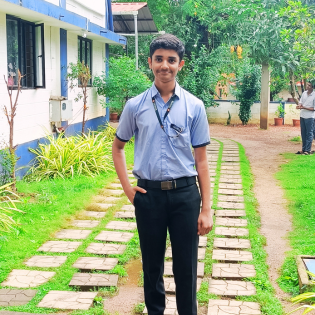 Creative Trisha PU College